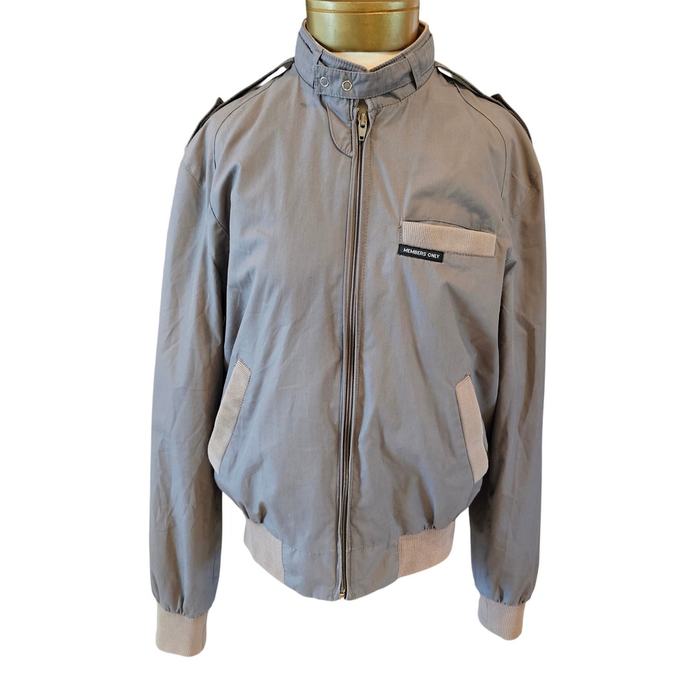 Vintage Members Only Racer Jacket Gray Taupe Size 38 Fits Women Small